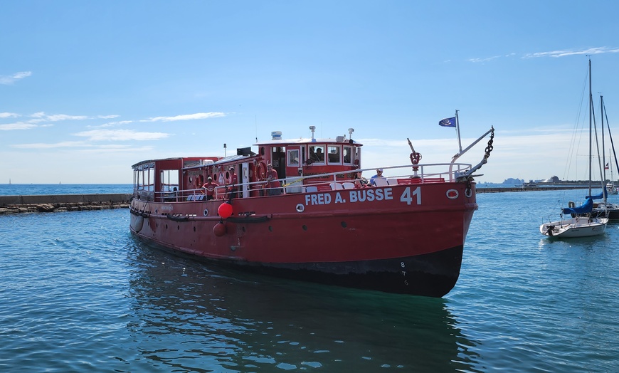 Image 1: Boat Tour from Chicago Fireboat Tours