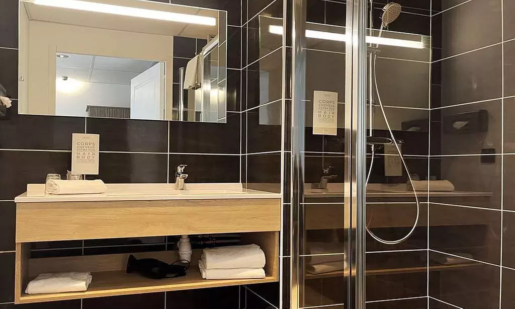 La Baule en 4* : chambre supérieure avec pdj & verre de bienvenue