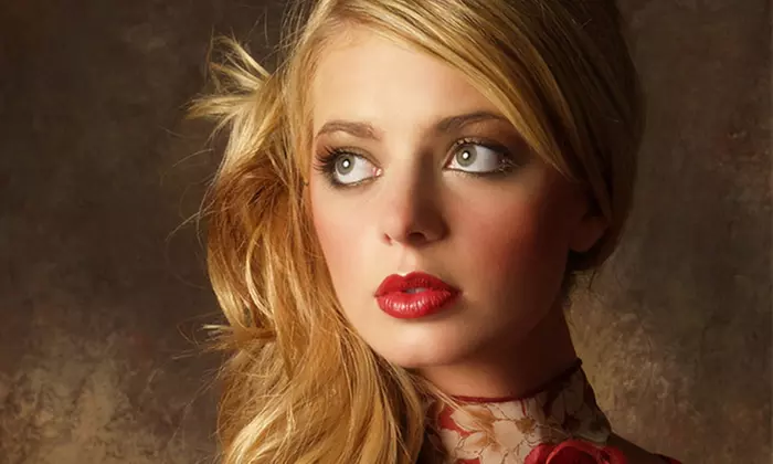 $19.95 for Photo Session and Print at Glamour Shots ($190 Value) - Primary Image