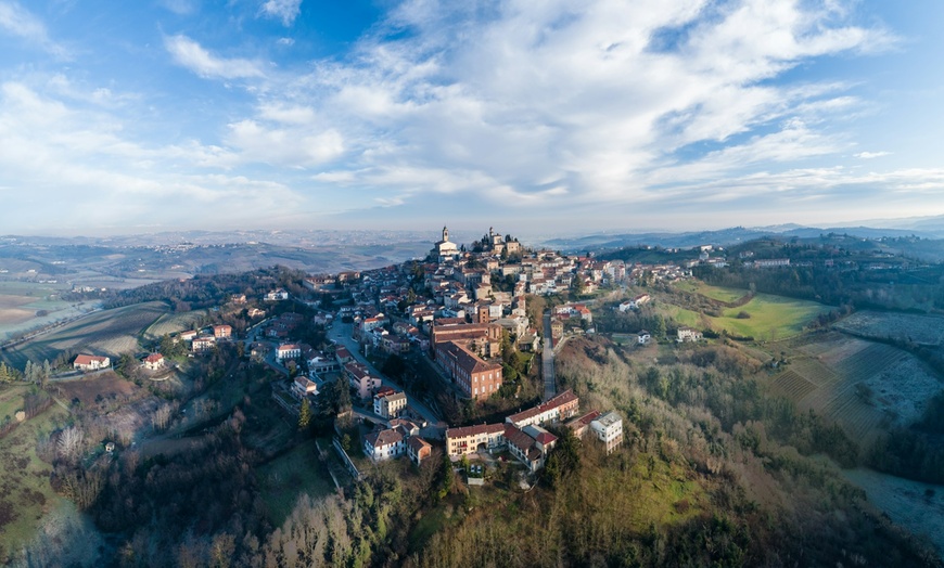 Image 1: Monferrato:camera matrimoniale con colazione e drink per 2 persone