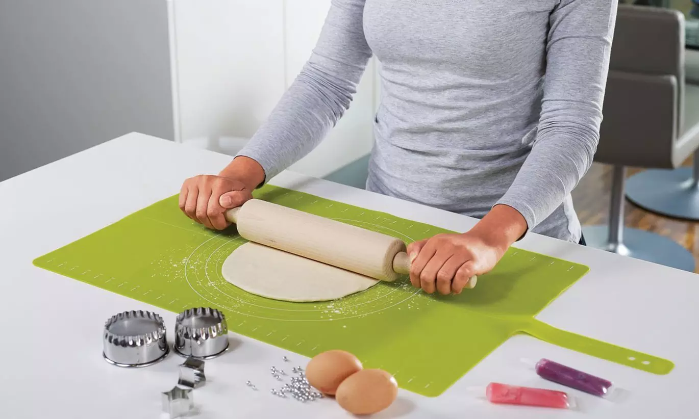 Joseph Joseph Silicone Roll-Up Pastry Mat with Measurements - Primary Image