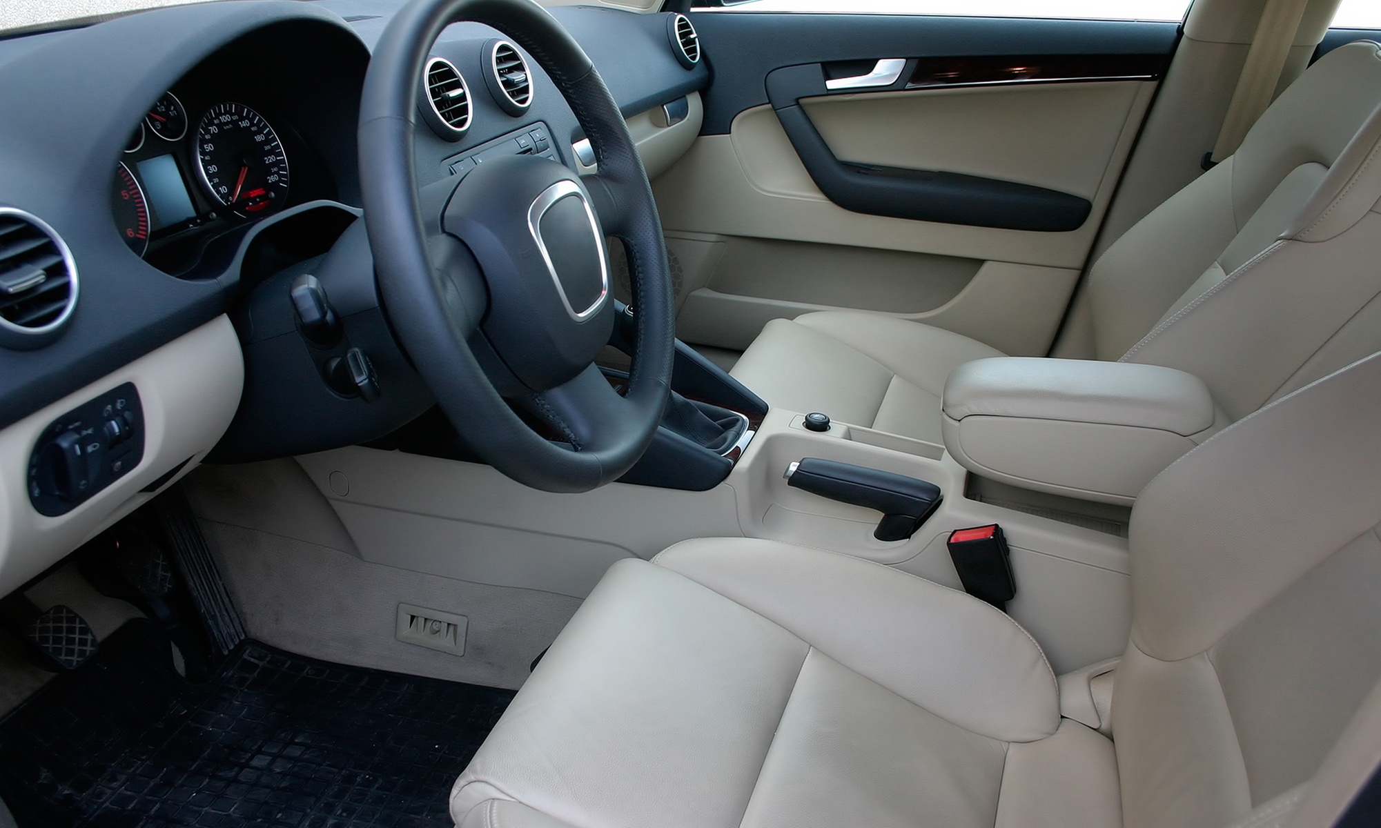 Up to 55% Off on Mobile Detailing at Complete Car Wash
