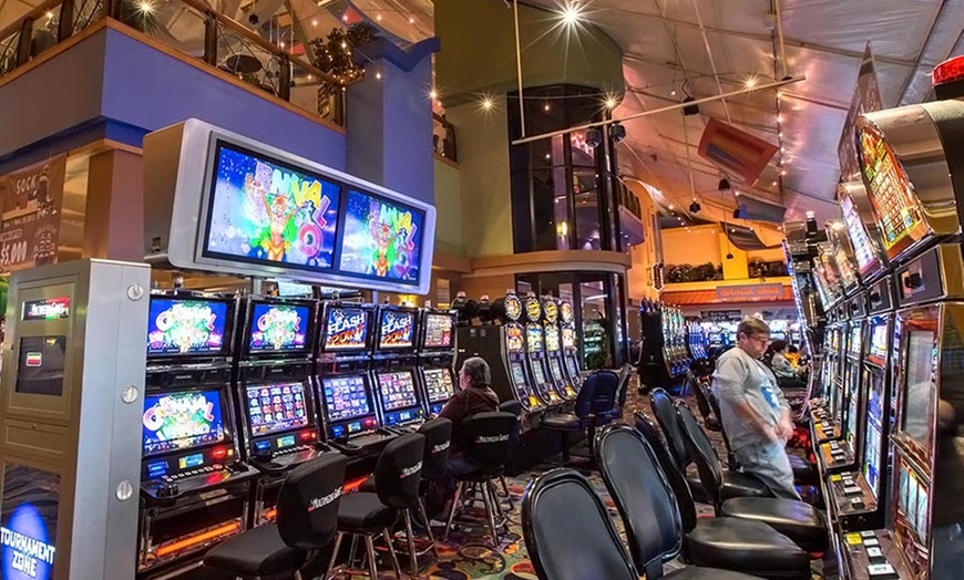 Apache Casino Hotel in - Lawton, OK | Groupon Getaways