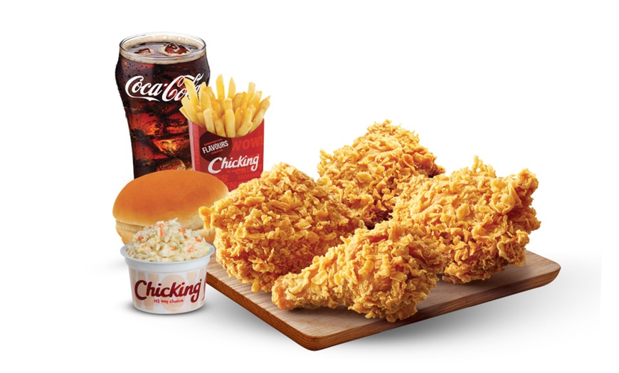 Image 1: Royal Treat at Chicking