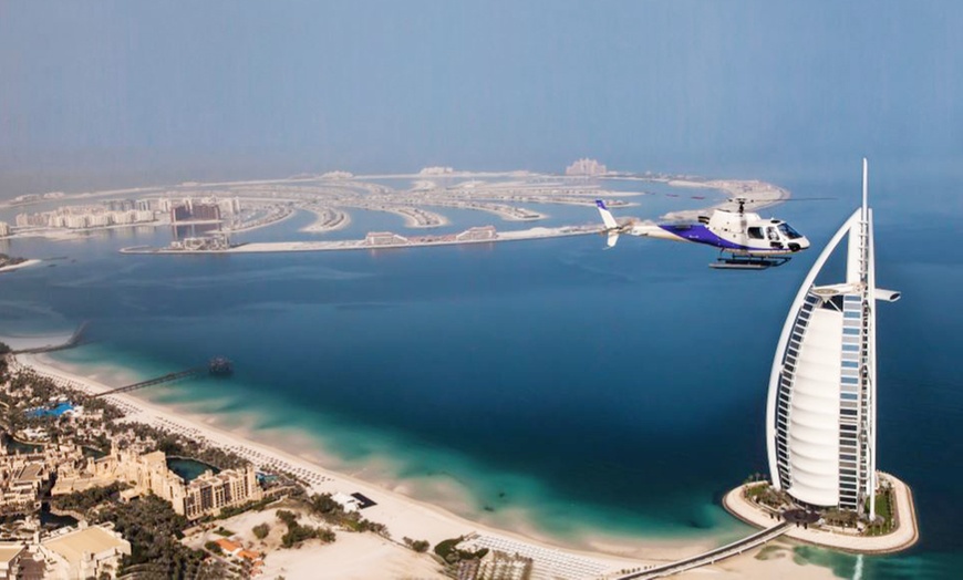 Image 3: Dubai Helicopter Tour