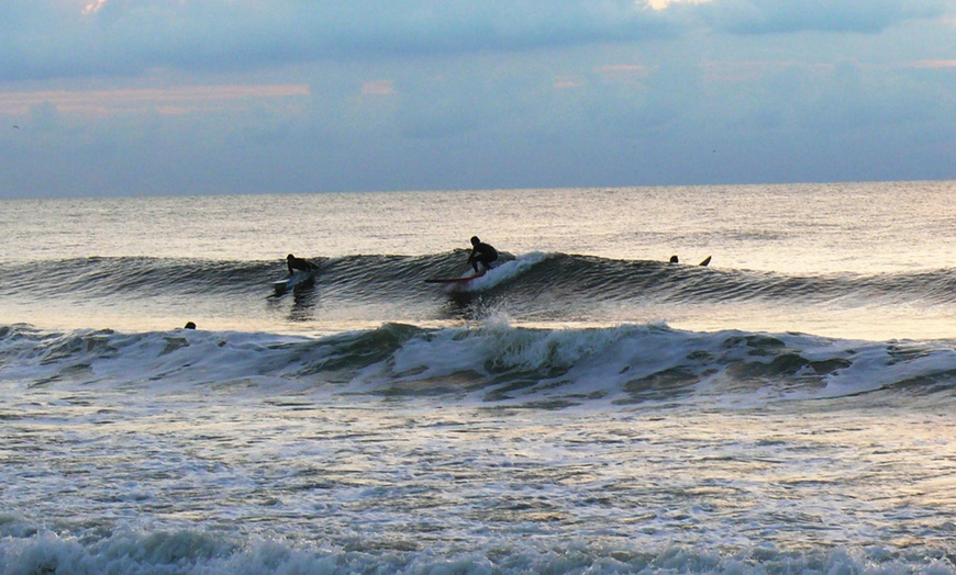 Image 2: Sylt: Yoga- oder Surf-Urlaub inkl. Lunch und Kursen