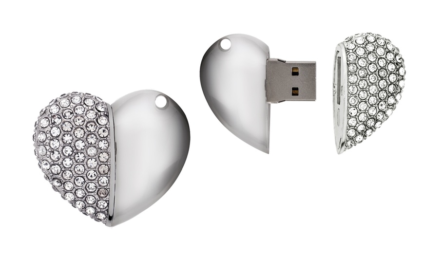 Image 7: Chiavetta USB a cuore con ciondolo