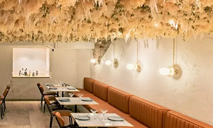 Menú mexicano para 2 o 4 personas con platos, bebidas y cócteles