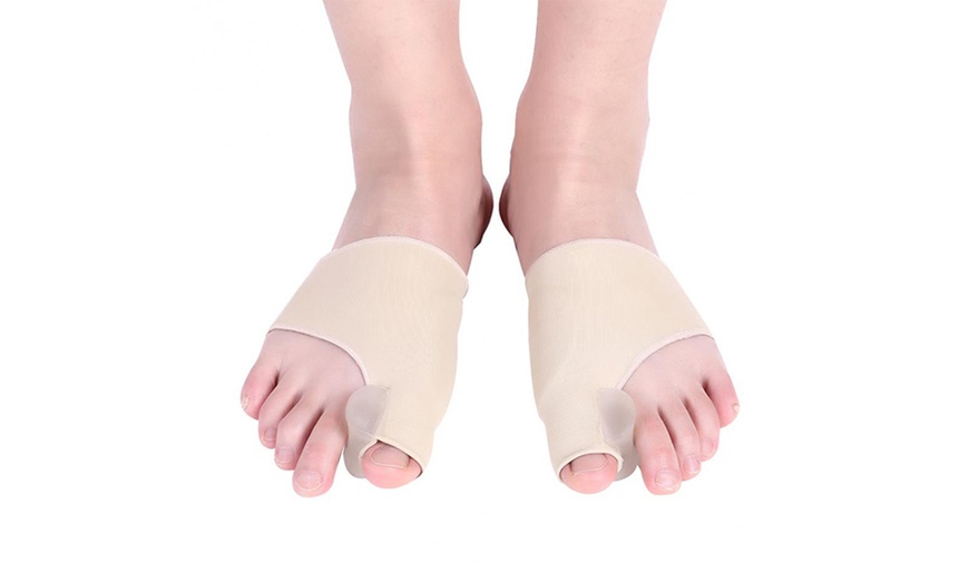 Image 4: Bunion Relief Protector Sleeves Kit