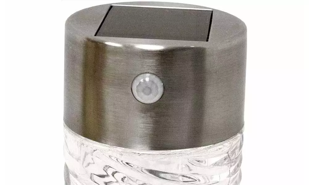 Lampada da giardino a ricarica solare Bakaji