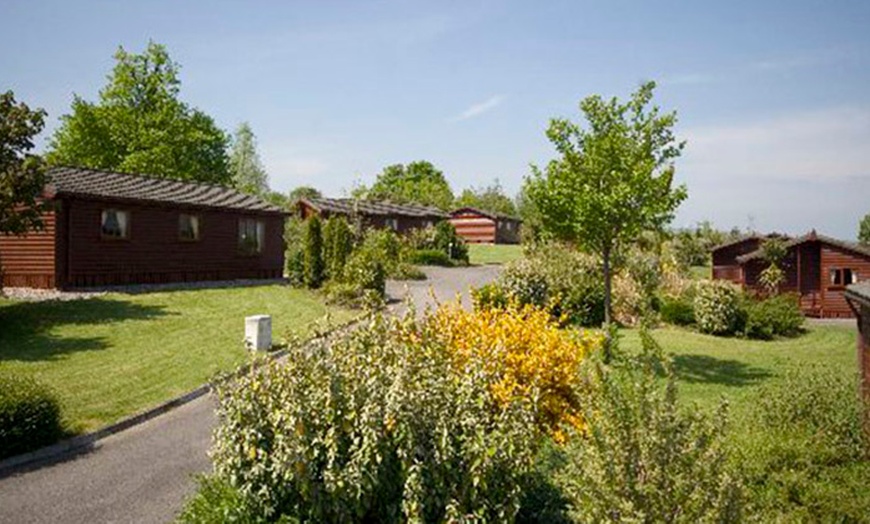 Image 3: Kilcorby Log Cabin Stay