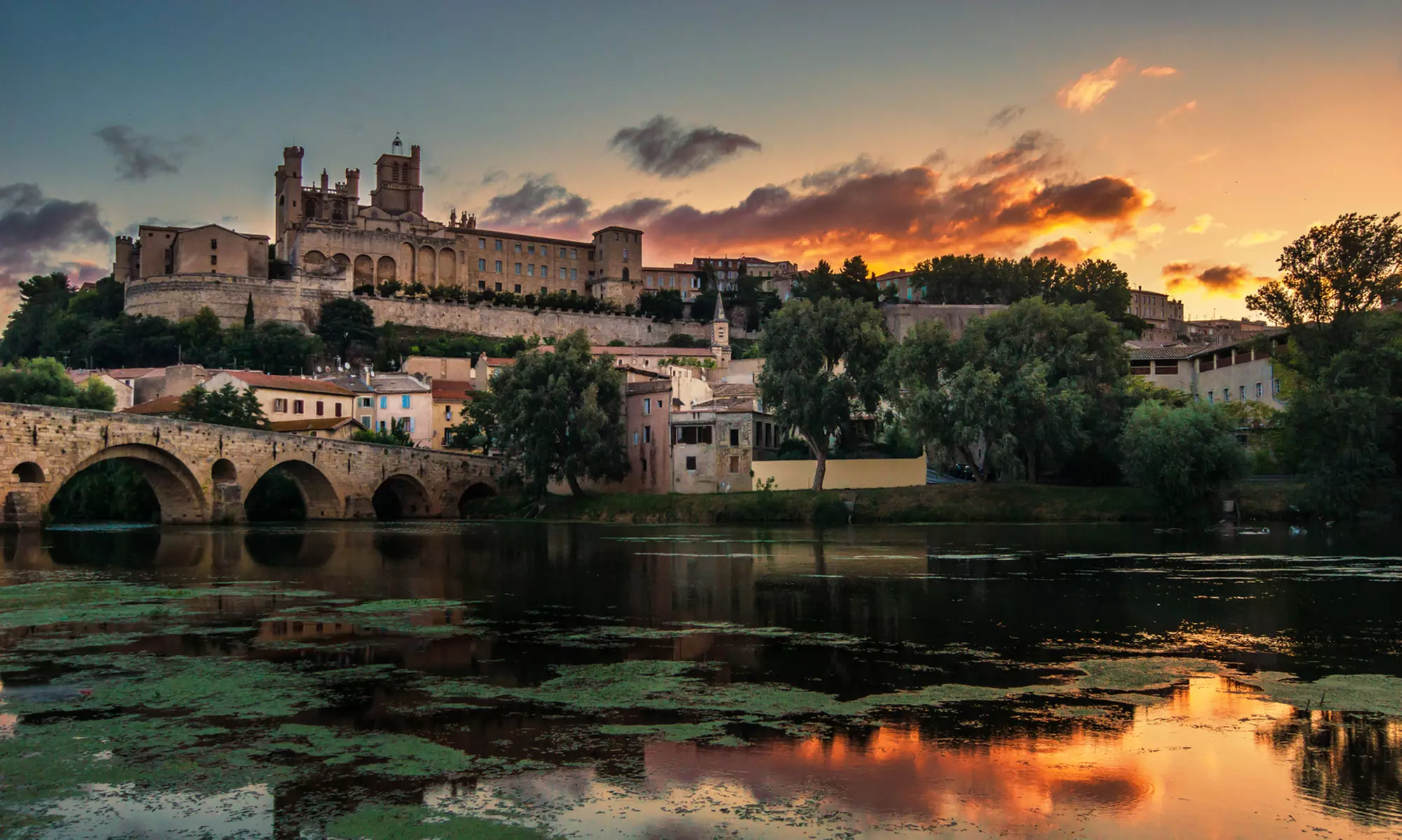 Béziers : Studio ou Appartement avec petit déjeuner à Béziers Centre Zénitude Hotel Résidences pour 2 ou 4 pers - Second Medium