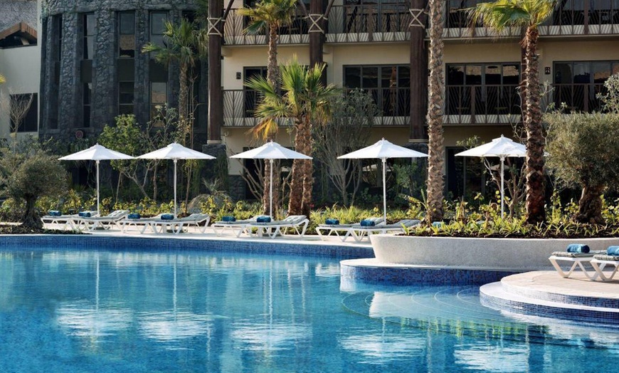 Image 3: 4* Pool Access (AED 89 Adult, AED 40 Child)