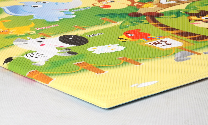 Image 27: Dwinguler Kids' Playmat