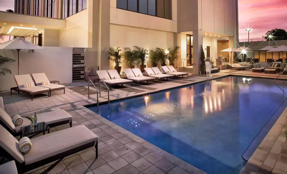 Stay with Drinks and Breakfast at EB Hotel Miami in Greater Miami. Dates into October.  - Primary Image