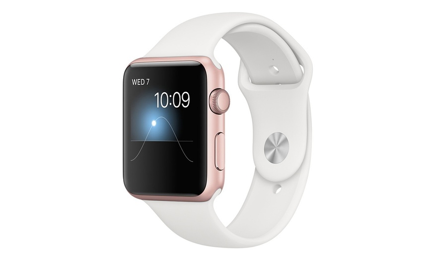 Image 4: Refurbished Apple Watch