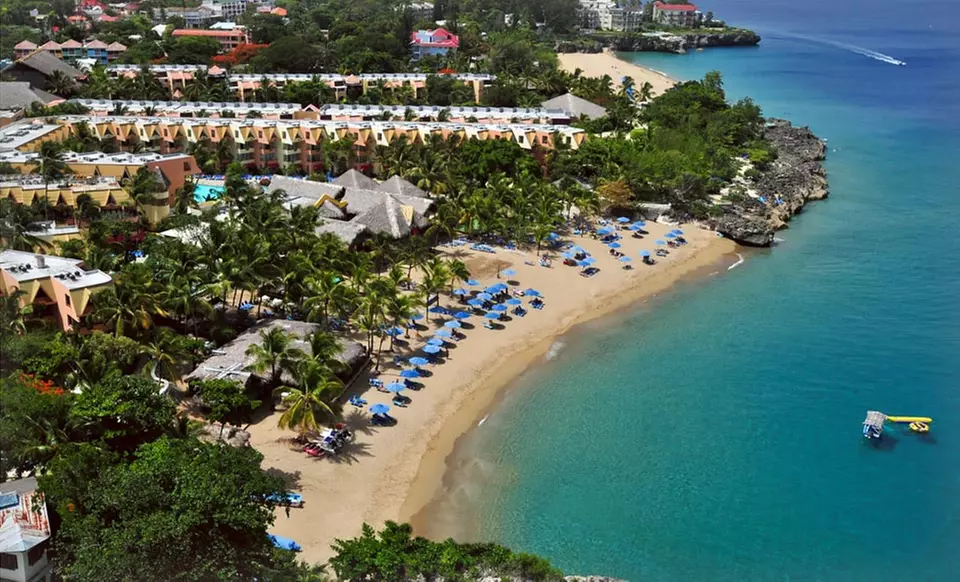 4-, 5-, or 7-Night All-Inclusive Stay for Two at Casa Marina Reef in Dominican Republic. Includes Taxes and Fees. - Primary Image