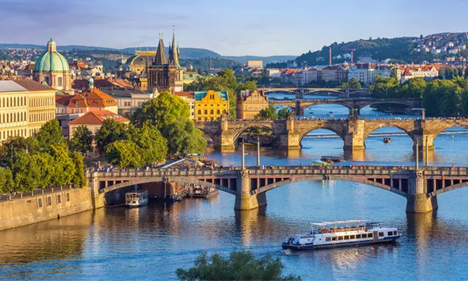 Mit dem Doppeldecker-Bus durch Prag