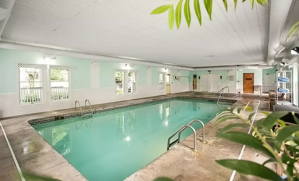 Stay at Island House Hotel in Mackinac Island, MI. Dates into October.   - Second Medium