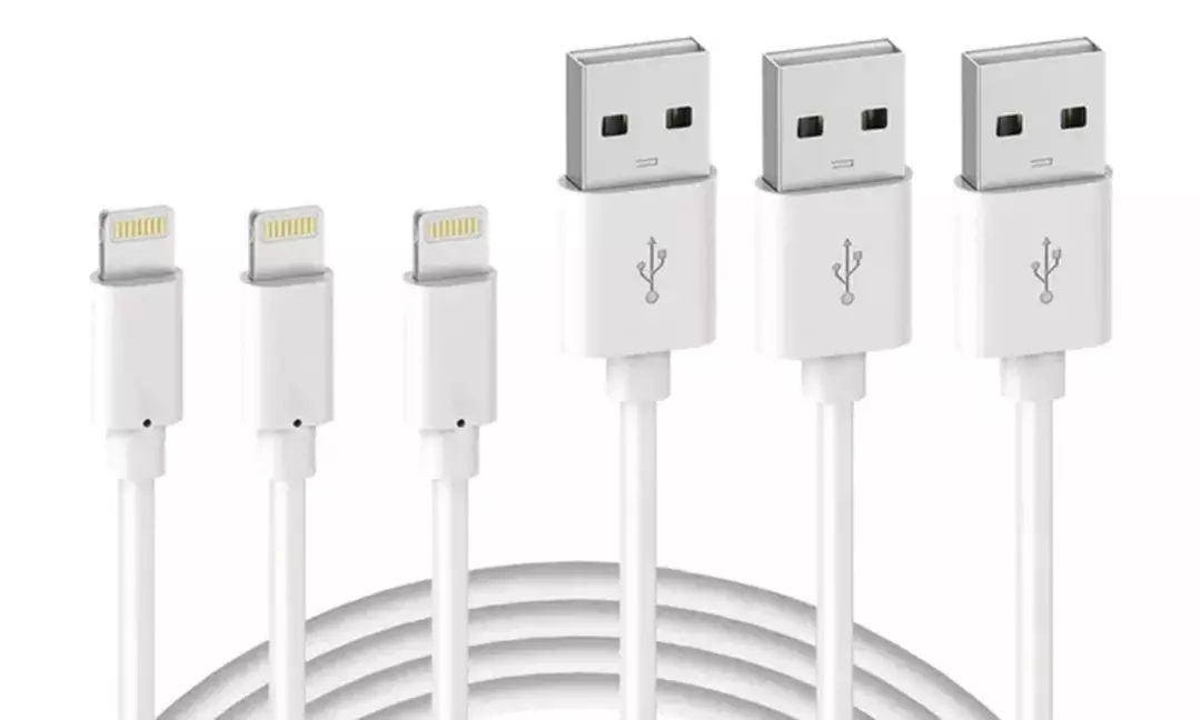 1, 2 ou 3 câbles de charge compatibles iPhone®, Lightning® et USB, longueur au choix - Primary Image