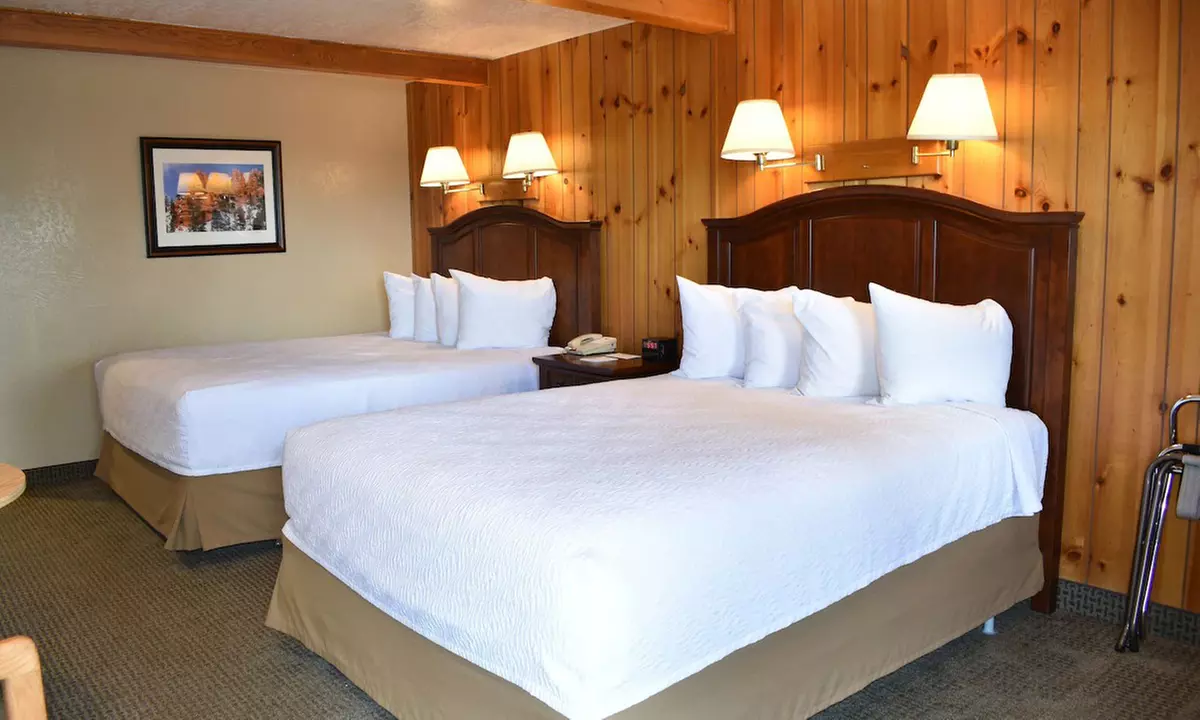 Stay with Home-Style Dining & Pool Access at Bryce Canyon Pines Lodge in Utah

