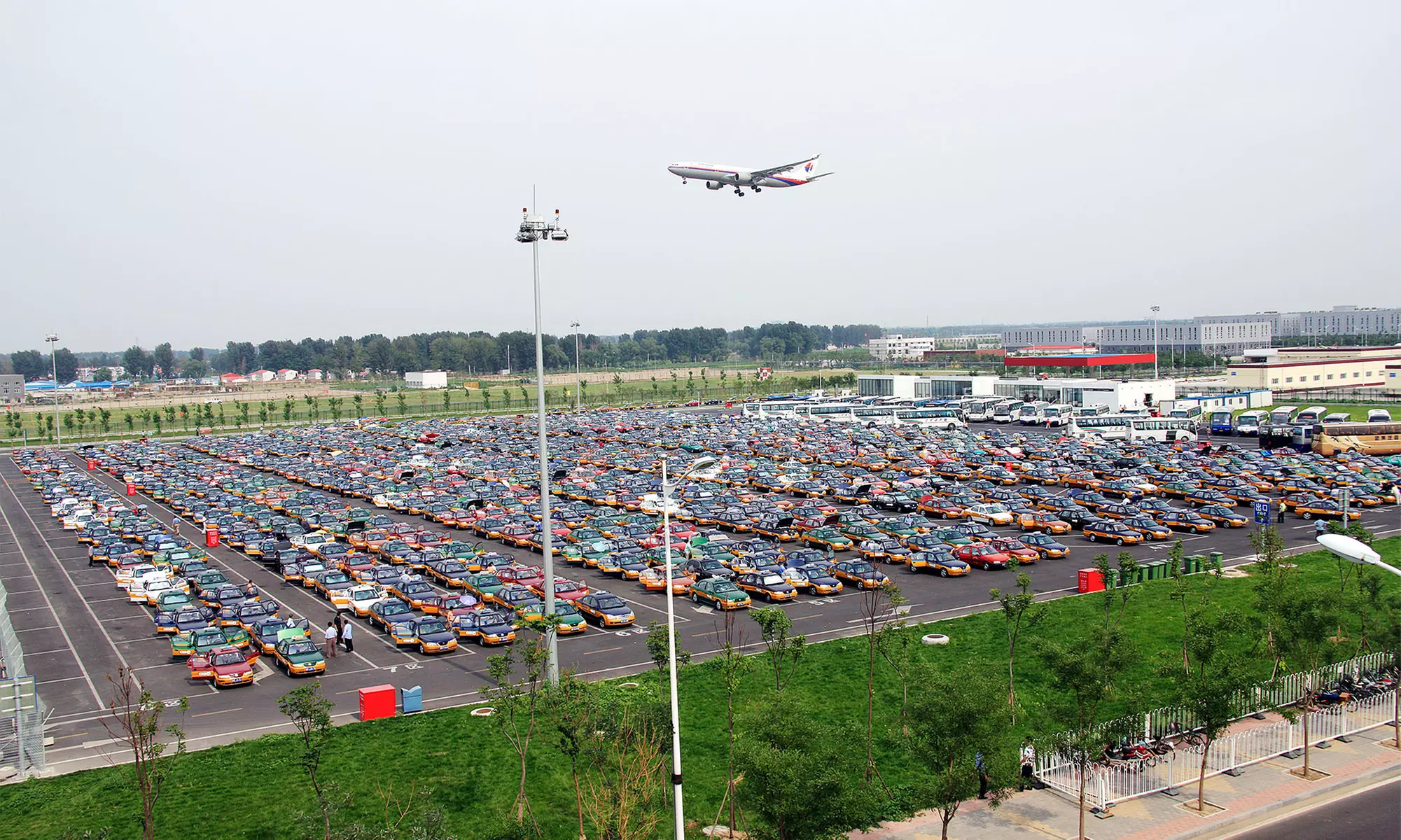 Parking Services at SpringHill Suites New York LaGuardia Airport (Up to 42% Off). Three Options Available. - Primary Image