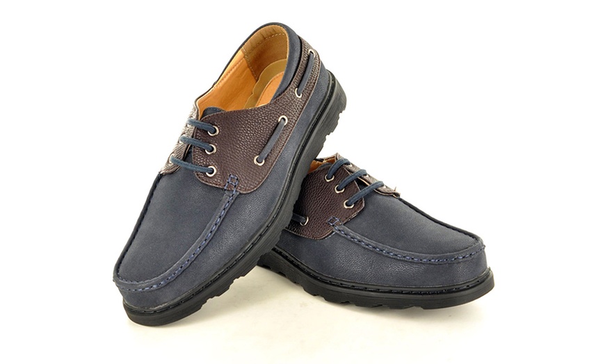 Image 5: Men's Lace-Up Boat Shoes 