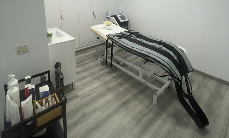 Image 1: Sesiones de presoterapia y masaje drenante en GB Skincare Studio