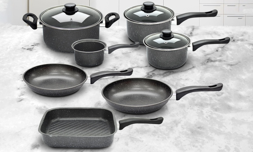 Image 8: 10-Piece Cookware Pan Set