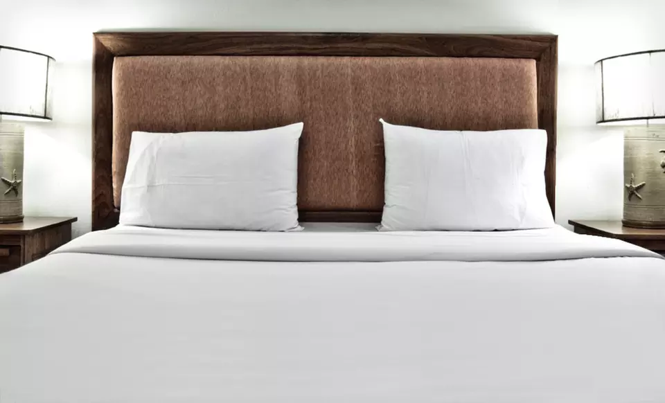 $69 for Six-Piece 1,000-Thread-Count Sheet Set ($150 List Price). Multiple Options Available. Free Shipping and Returns. - Second Medium