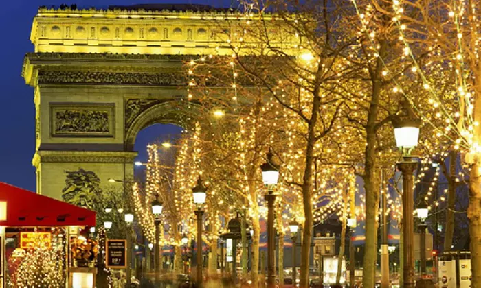 Paris: Tagesausflug für 1 Person mit Reisebus & Stadtrundfahrt