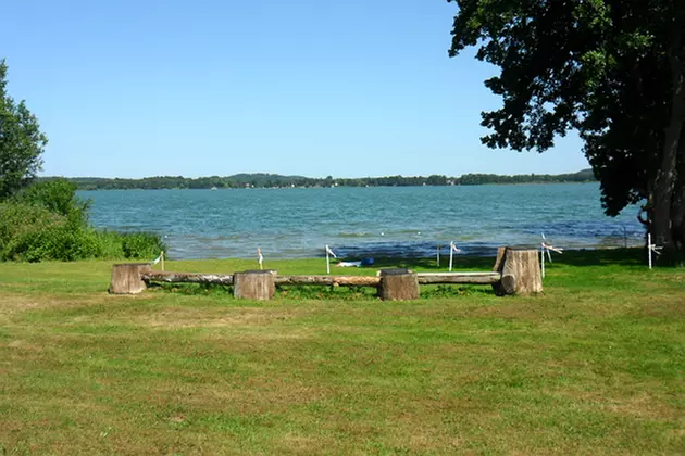 Erholung in der Holsteinischen Schweiz: 3-5 Tage für 2 mit Halbpension&Schlossbesichtigung im Hotel "Der Seehof" ab 99 € - Second Medium