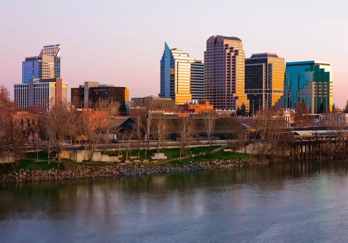 Sacramento Alive After Five Cruise for One Adult from City Cruises (40% Off) - Second Medium