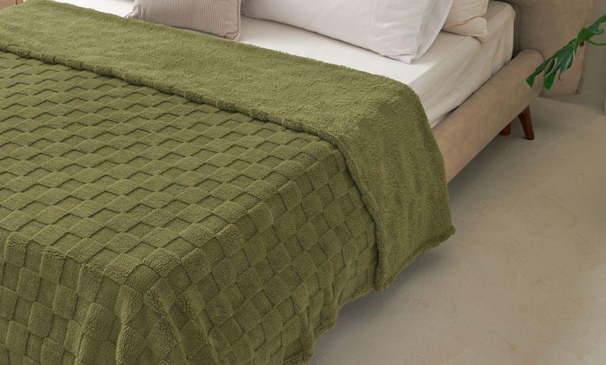 Image 11: Kuscheldecke mit oder ohne Fransen