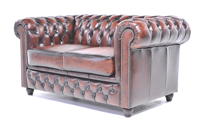 Image 21: Sofas Chesterfield en cuir authentiques 