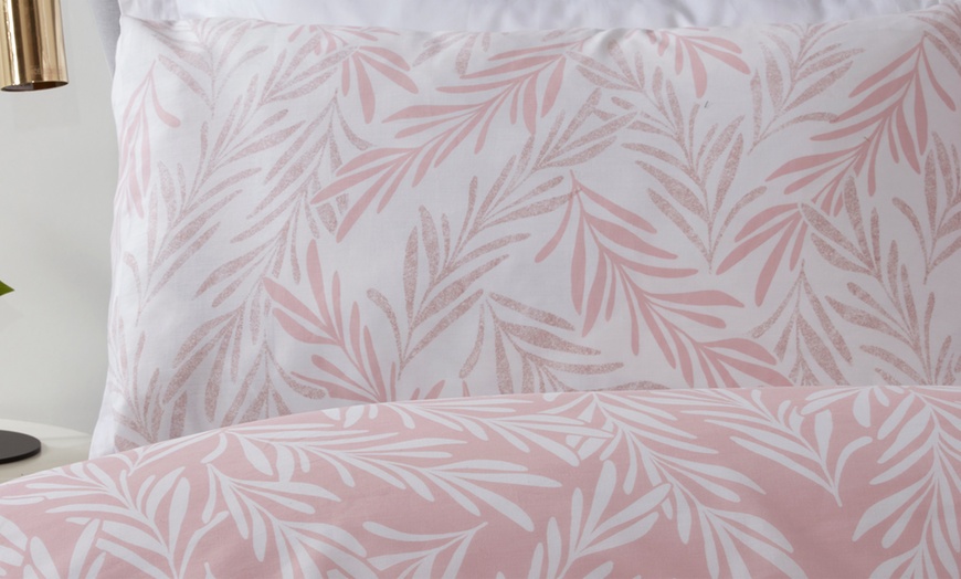 Image 14: Trailing Leaf Duvet Set