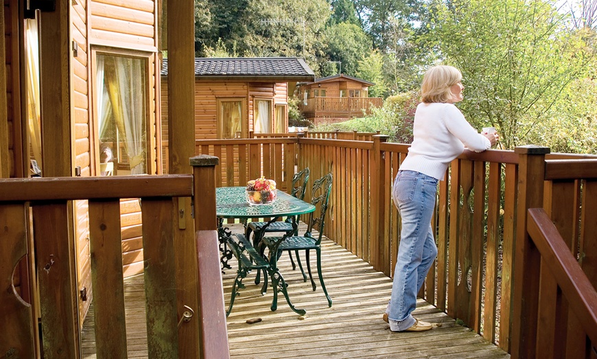 Image 1: Forest of Dean Self-Catering Stay with Leisure Access
