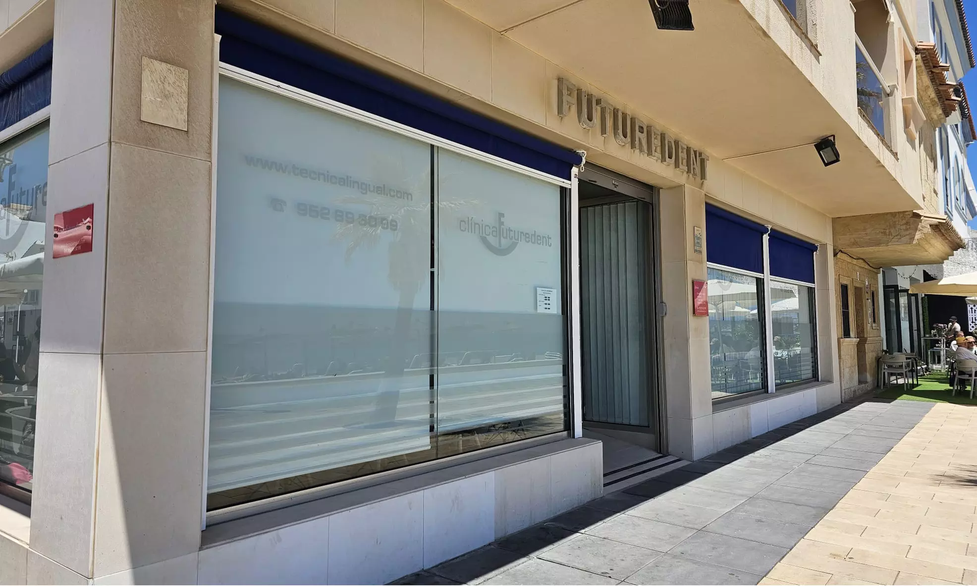 Ortodoncia con brackets a elegir en Clínica Futuredent