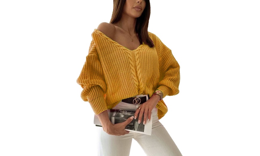 Image 7: Women's Braided V-Neck Cable Knit Oversized Jumper 