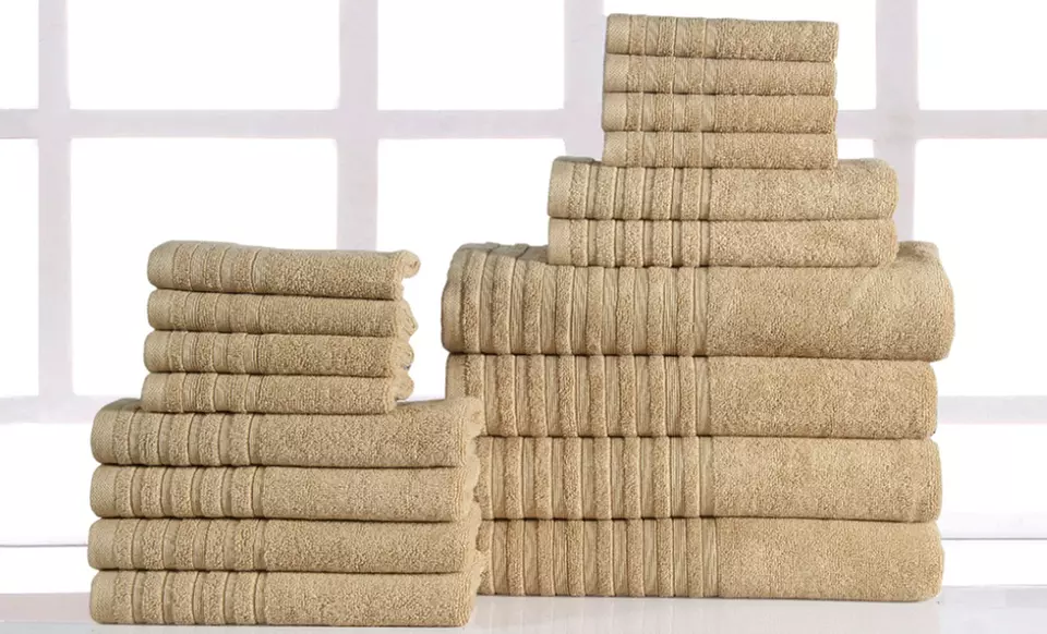 Casa Platino 18-Piece Egyptian-Cotton 600GSM Towel Set - Primary Image