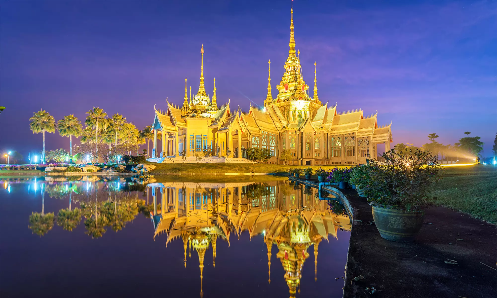 ✈ 10-Day Bangkok, Dubai & Hong Kong Tour w/ Air. Price per Person Based on Double Occupancy (Buy 1 Groupon/Person). - Primary Image