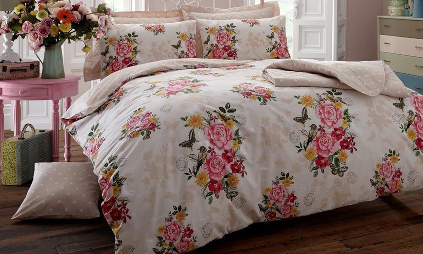 Image 10: Clearance Duvet Cover Set