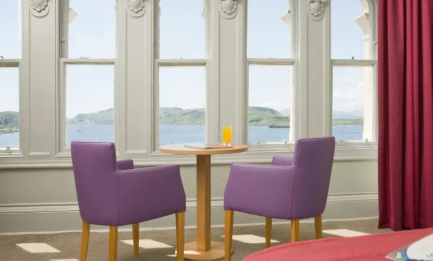 Image 9: Oban: Double Room with Breakfast