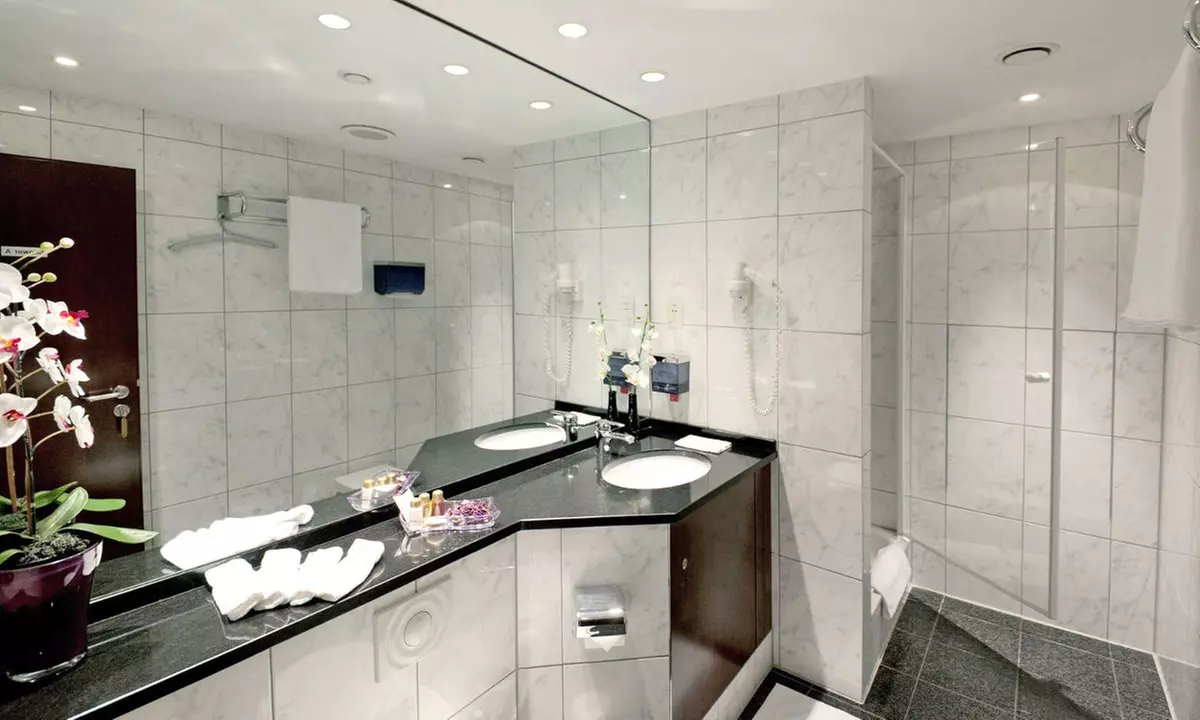 3 Std. Luxx-Lounge-Aufenthalt für bis zu 4 Personen, mit verschiedenen Zusatzleistungen (bis zu 29% sparen) - Second Medium