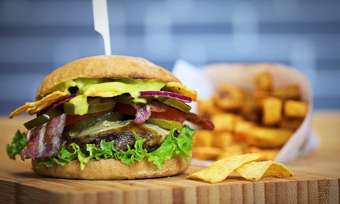 Burger Mit Pommes Und Salat Burger Teufel Solingen Groupon