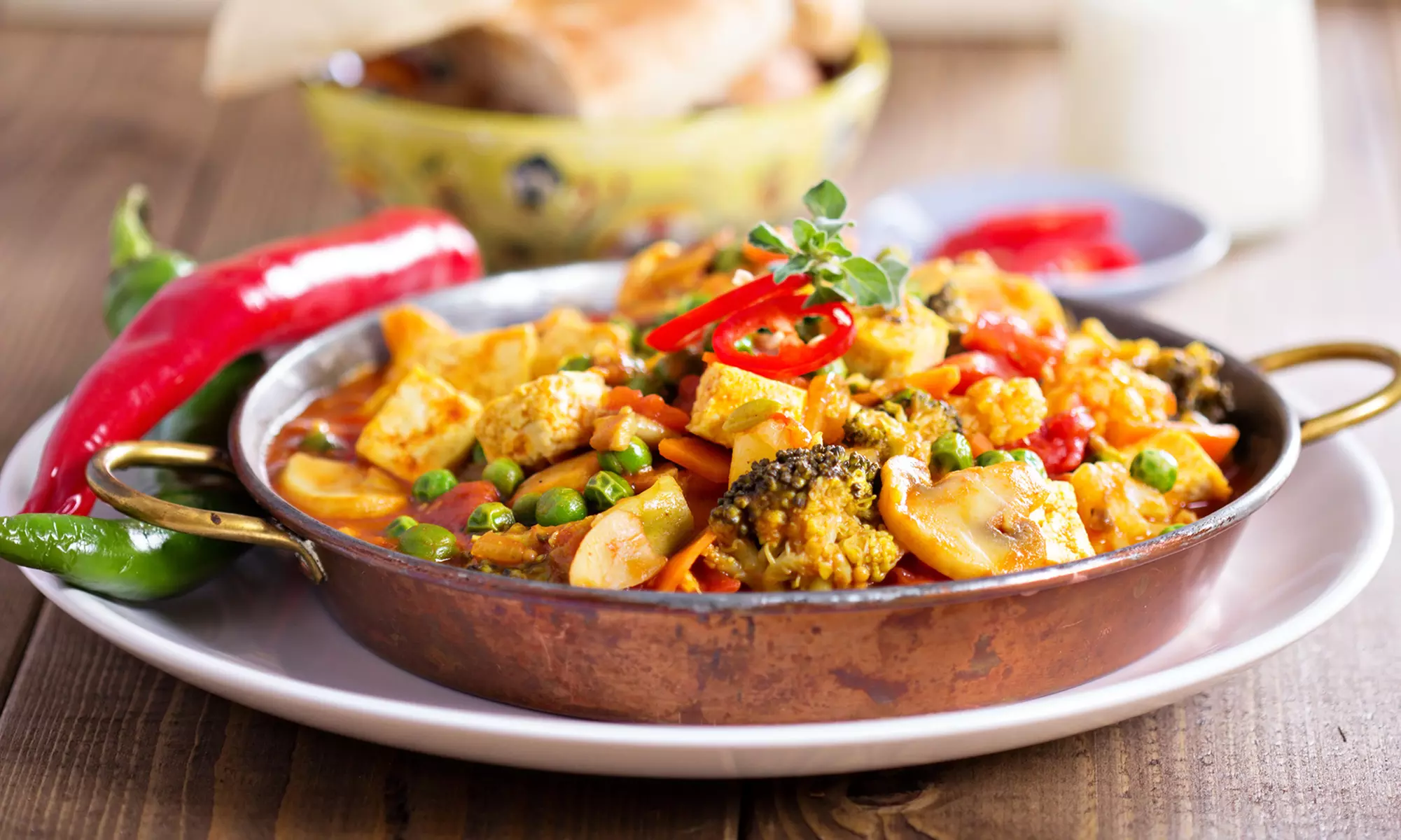 Vegane Küche: 3-Gänge-Menü für 2 oder 4 Personen im Restaurant Umi Vegan (bis zu 33% sparen) - Primary Image