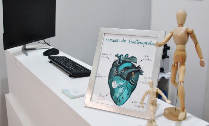 Image 3: 1 o 2 sesiones de fisioterapia avanzada 