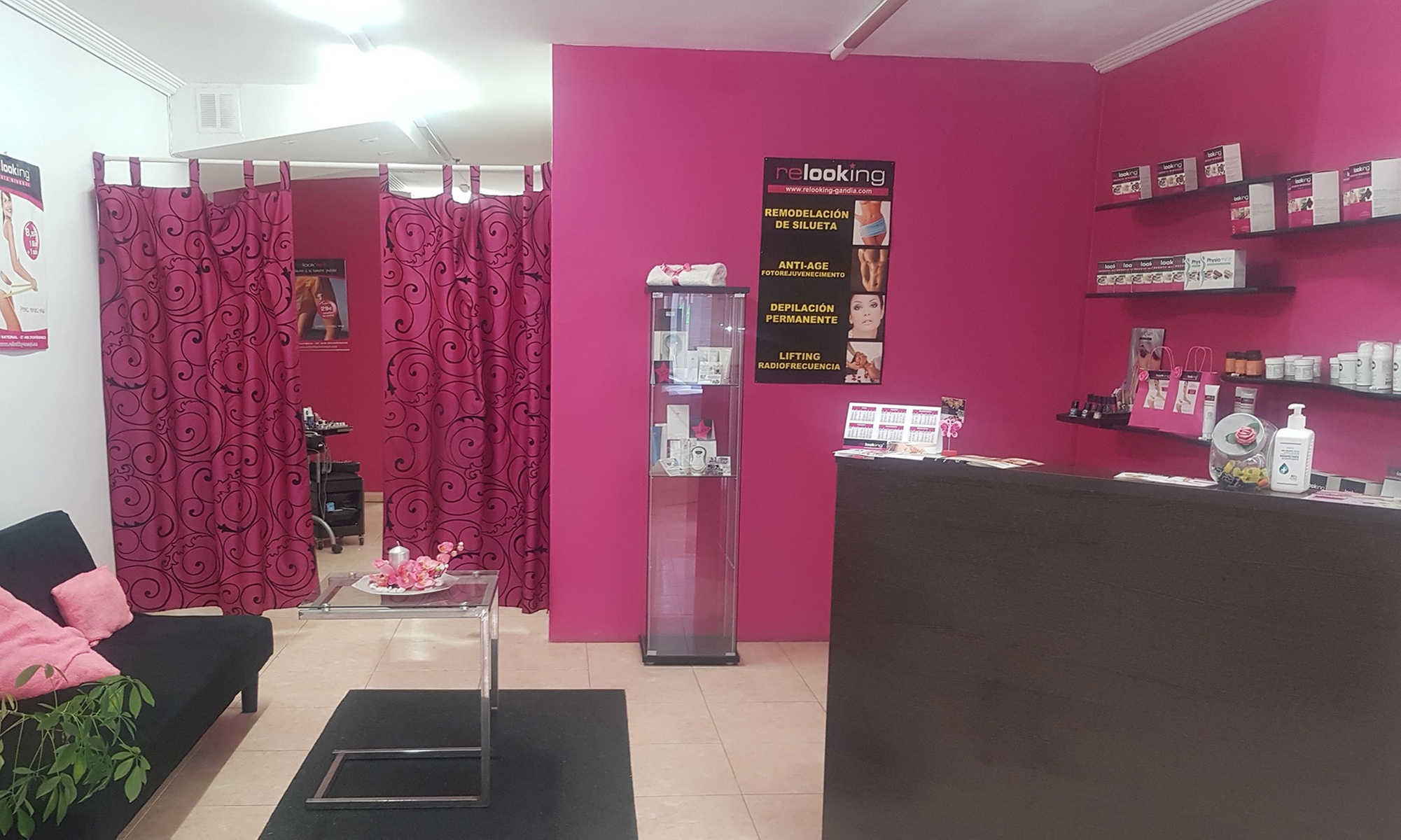 Belleza y relax: masaje relajante con higiene facial y radiofrecuencia