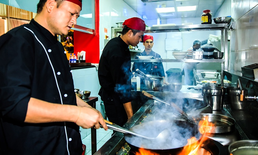 Image 7: Asian Food and Drinks at Lee's Wok