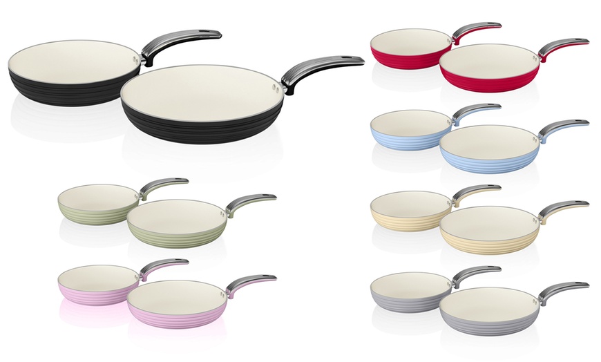 Image 3: Swan Retro Pans Set